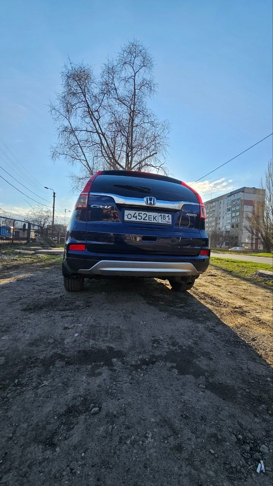 Honda cr-v 2016г
2.4 бензин 140000км
Полный (2)
