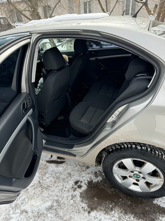 Skoda Octavia СРОЧНО в отличном (5)