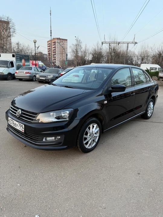 Volkswagen Polo ( Фольксваген поло)