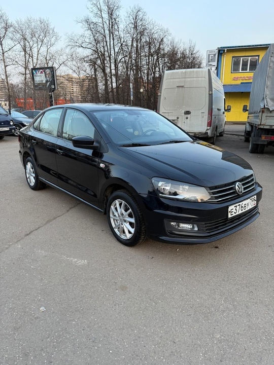 Volkswagen Polo ( Фольксваген поло) (2)