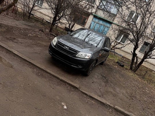Лада Гранта, 14 год, простая
