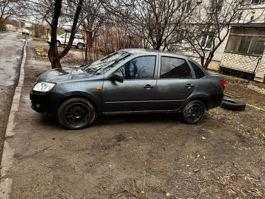 Лада Гранта, 14 год, простая (3)