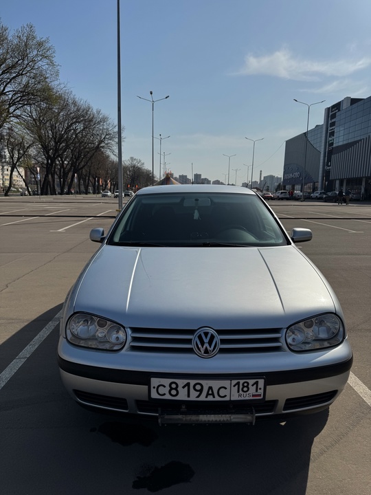 Продам Volkswagen Golf 4 в (7)