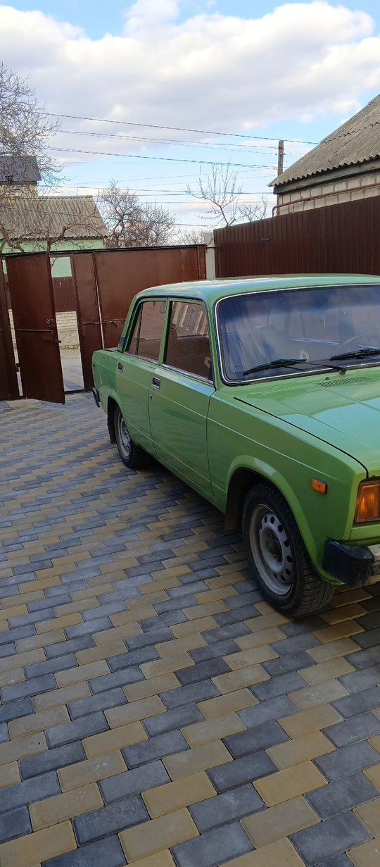 Продам ваз 2105.1982 года в (5)
