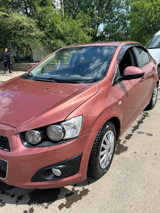 Здравствуйте продам срочно AVEO T (4)