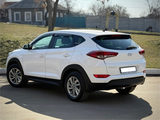 В продаже в Луганске
Hyundai Tucson(Хундай (3)