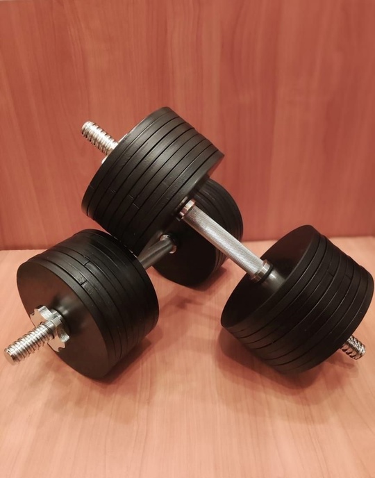 Продам штанги: 
70 кг - (2)