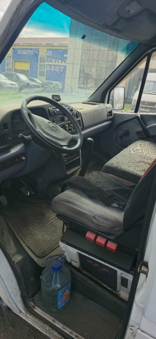 Mercedes-Benz Sprinter 2003г.в простой и (3)