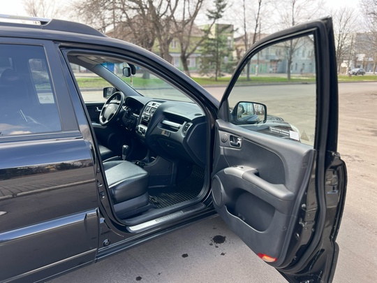 Продам Kia Sportage(Киа Спортейдж) 2005 (7)
