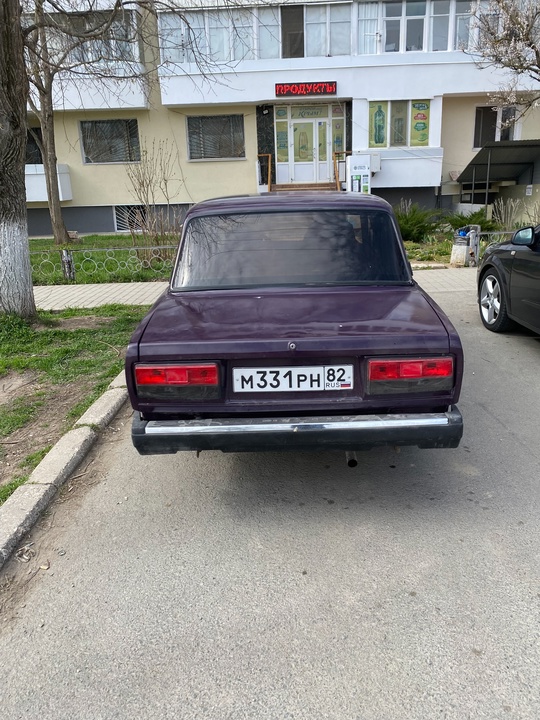 Ваз 2107 2001г.
В хорошем состоянии, (5)