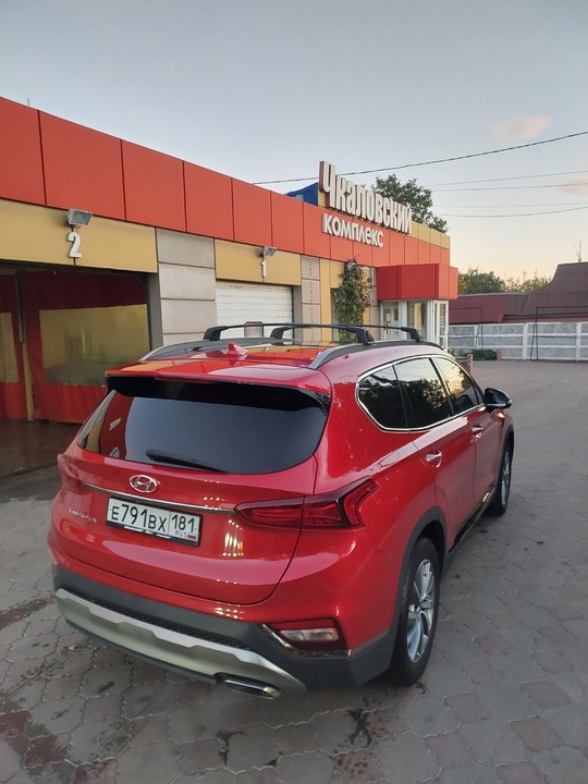 Продам Hyundai Santa Fe 2019 (5)
