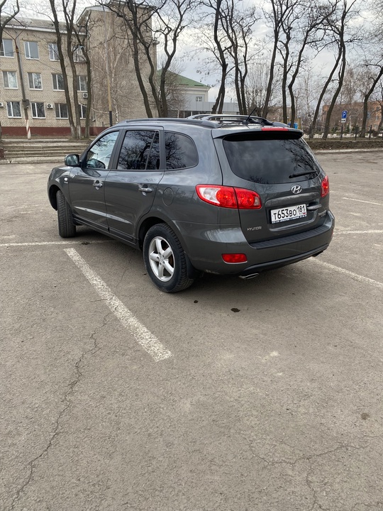 HYUNDAI Santa Fe 
Год выпуска (3)