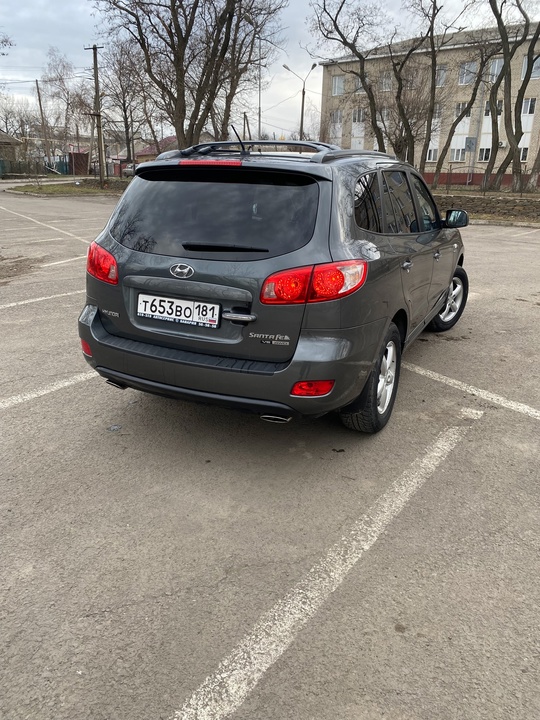 HYUNDAI Santa Fe 
Год выпуска (4)