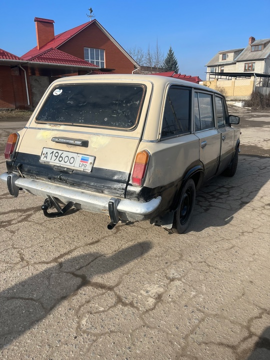 ВАЗ 2102
1981г.
Мотор:1.2
Ходовка живая, заводится, кпп (4)