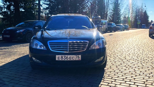 В продаже Максимально живой мерседес (1)