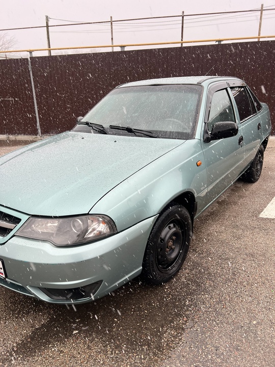 Продам Нексию 
2009год 1.5 MT
 (2)