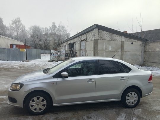 Продаётся фольксваген поло 2011г.в, авто