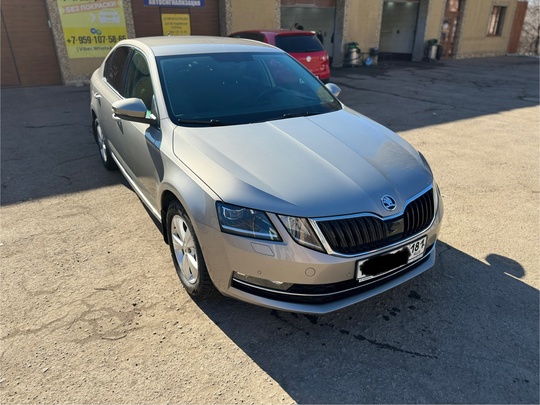 1. Skoda Octavia A7 FL
2. (1)