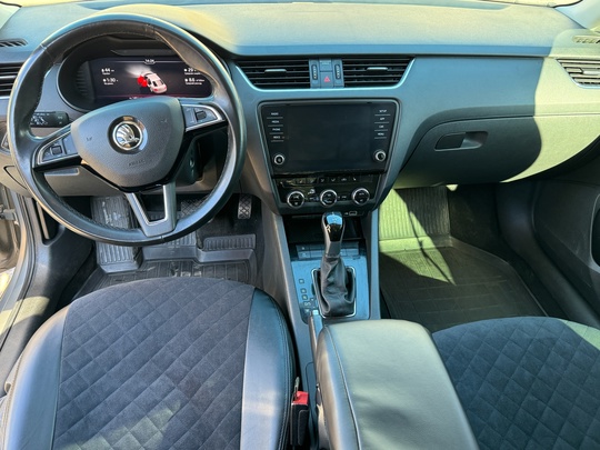 1. Skoda Octavia A7 FL
2. (4)