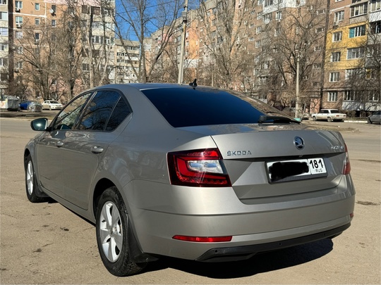 1. Skoda Octavia A7 FL
2. (6)