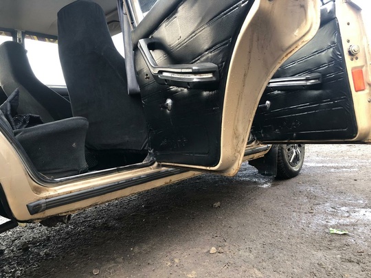 Продаю 2106 в очень хорошем (4)