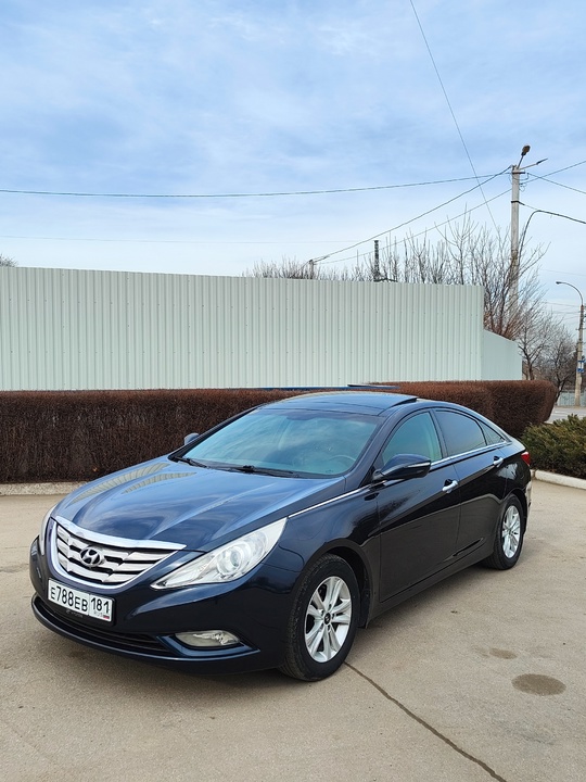 Цена 1.380
Продам Hyundai Sonata 
2013г.в