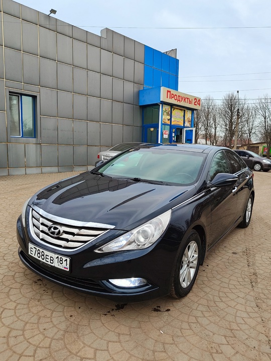 Цена 1.380
Продам Hyundai Sonata 
2013г.в (4)