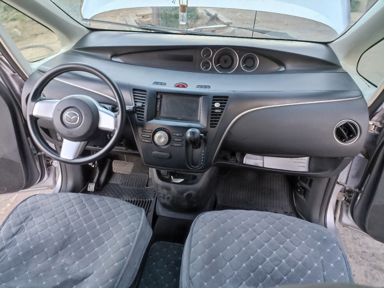 Mazda Biante 2011 год

-Двигатель: 2.0 (7)