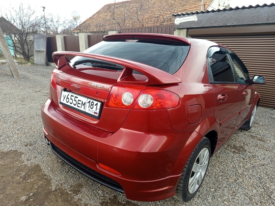 Chevrolet Lacetti Хэтчбек 2007год 
1.6 (4)