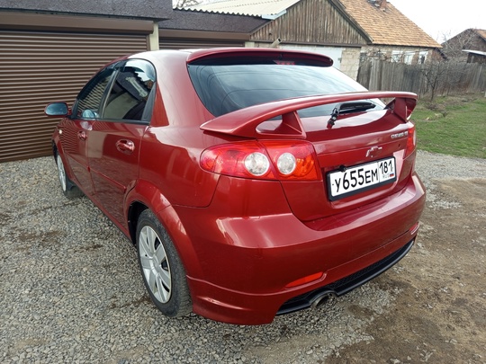 Chevrolet Lacetti Хэтчбек 2007год 
1.6 (6)