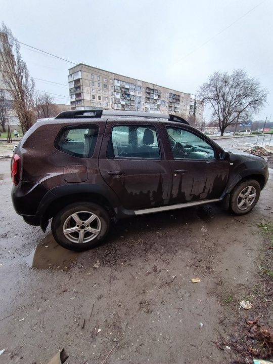 г.Алчевск продам Рено Дастер 2016года,
Двигатель (4)
