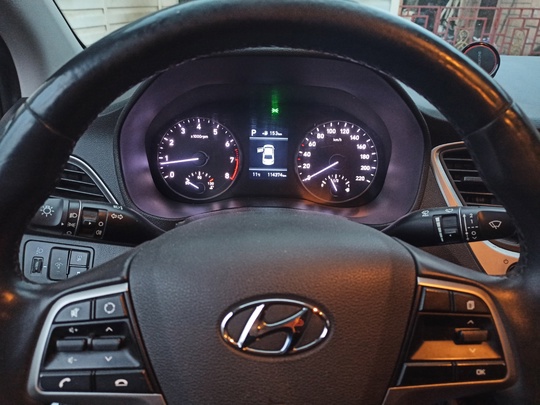 Продам свой Hyundai Solaris 2017 (6)