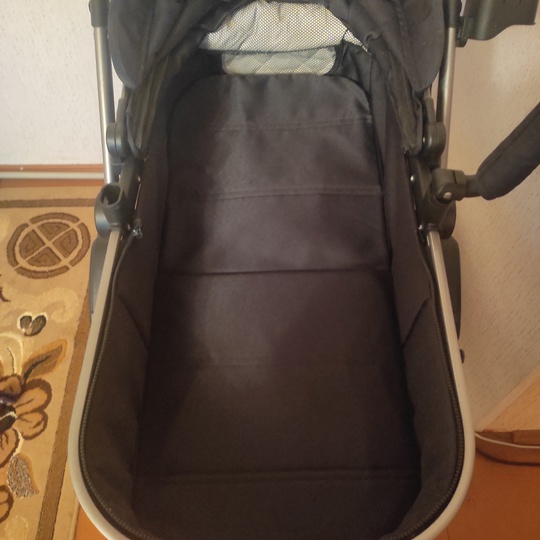 Продам коляску трансформер Luxmom чёрного (4)