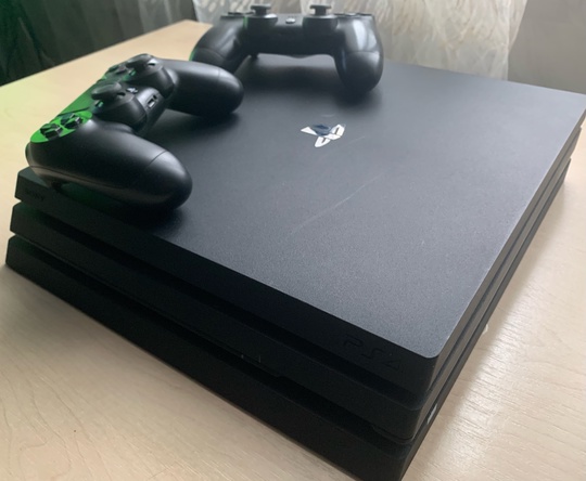 1.Продам Прошитую GoldenHEN PS4 PRO (1)