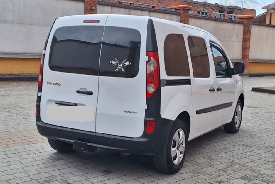 Продается Renault Kangoo 2008 года (1)