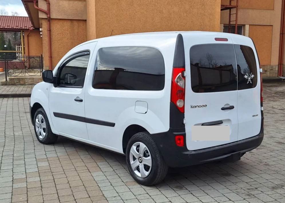 Продается Renault Kangoo 2008 года (3)