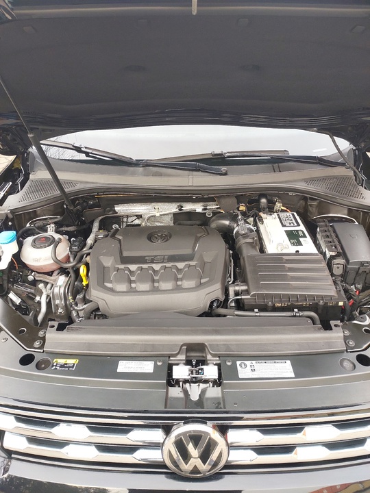 Volkswagen Τiguan 2019 года
108 000 (6)