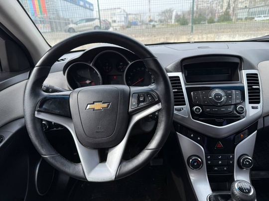В продаже надёжный автомобиль , (9)