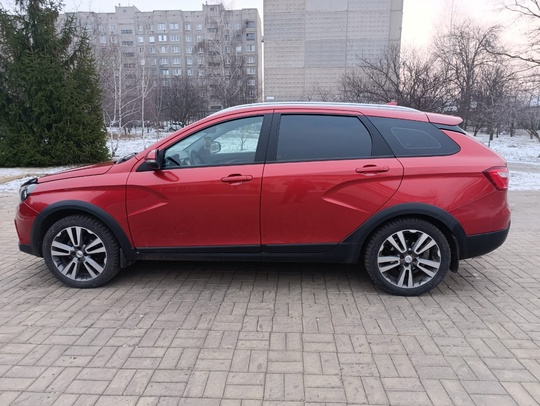 Продам,Лада Веста кросс
1,6 механика,
2019 года, (1)