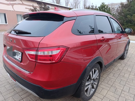 Продам,Лада Веста кросс
1,6 механика,
2019 года, (3)