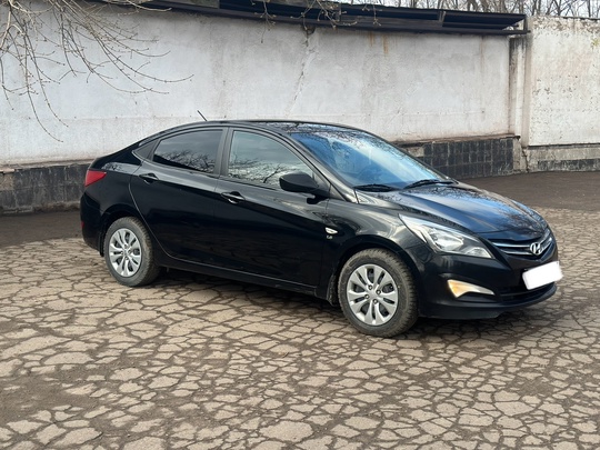 Продам Hyundai Solaris(рестайлинг )
Год - (4)