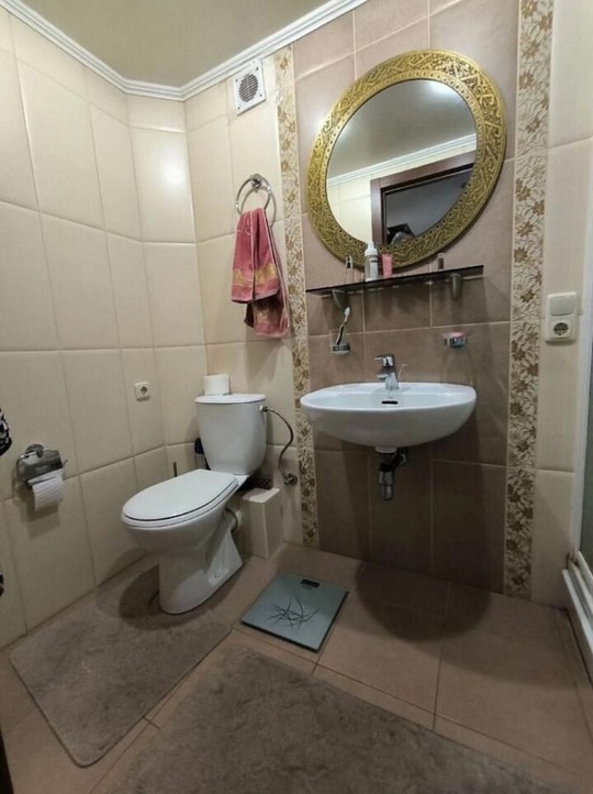 Продается дом, ул. Сигова ☝☝☝

Описание (5)