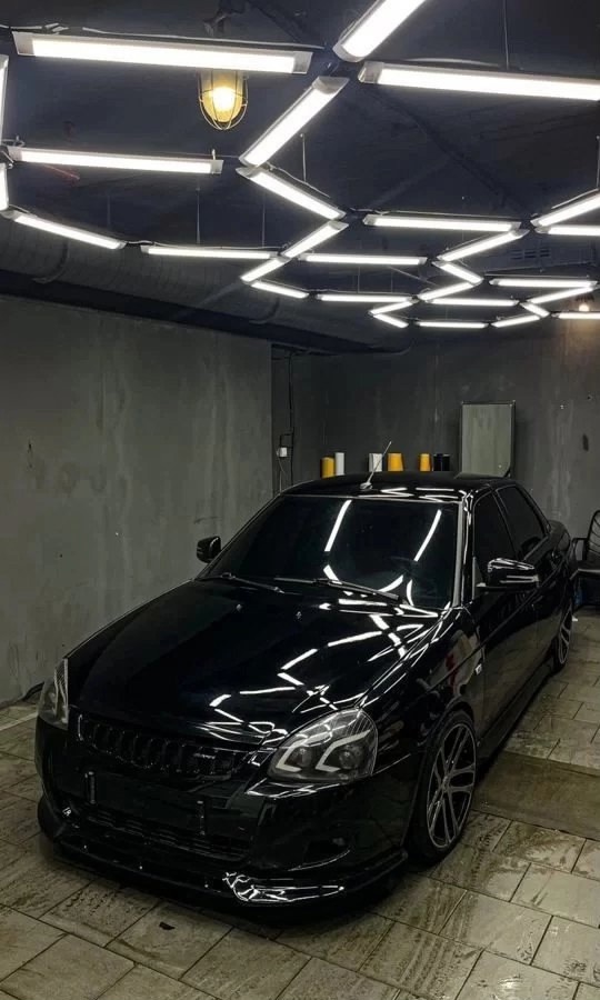 ВАЗ (LADA) Priora 1.6 MT
2011,