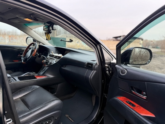 Продам Lexus RX 450h Гибрид
Год (5)