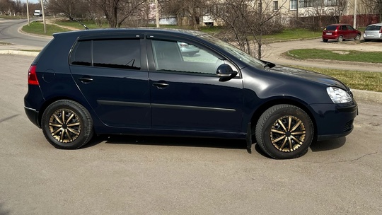 VOLKSWAGEN GOLF 5 (АВТО ИЗ (2)