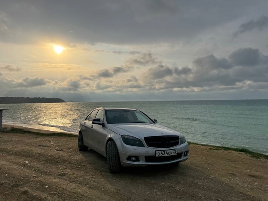 Мерседес W204 2008 года, 2,1л, (4)