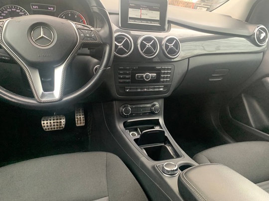 В продаже Mercedes b180 2013 (5)