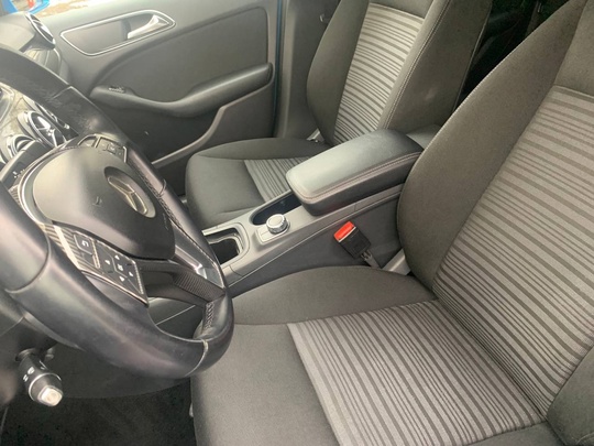В продаже Mercedes b180 2013 (6)