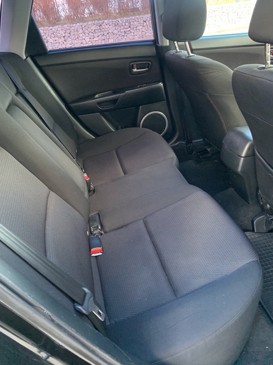 Mazda 3 2007 г., 1.6, (9)