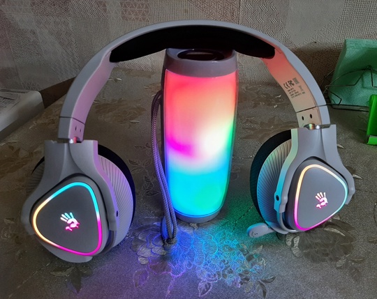 Продам игровые беспроводные/проводные наушники A4Tech